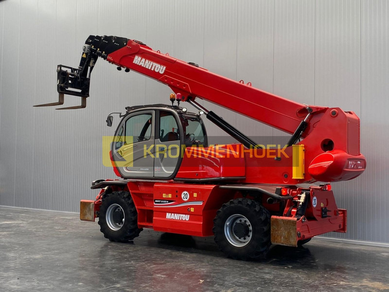 Manitou MRT 3050 Privilege Plus - Chariot télescopique: photos 3 Manitou MRT 3050 Privilege Plus - Chariot télescopique: photos 3