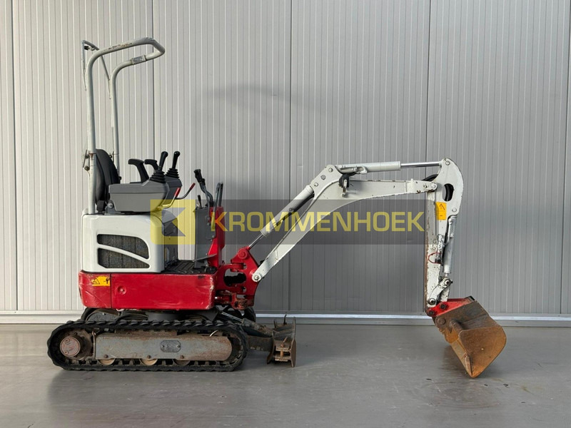 Takeuchi TB 210 R - Mini pelle: photos 5 Takeuchi TB 210 R - Mini pelle: photos 5
