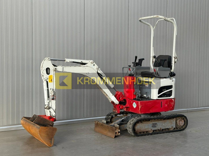 Takeuchi TB 210 R - Mini pelle: photos 2 Takeuchi TB 210 R - Mini pelle: photos 2