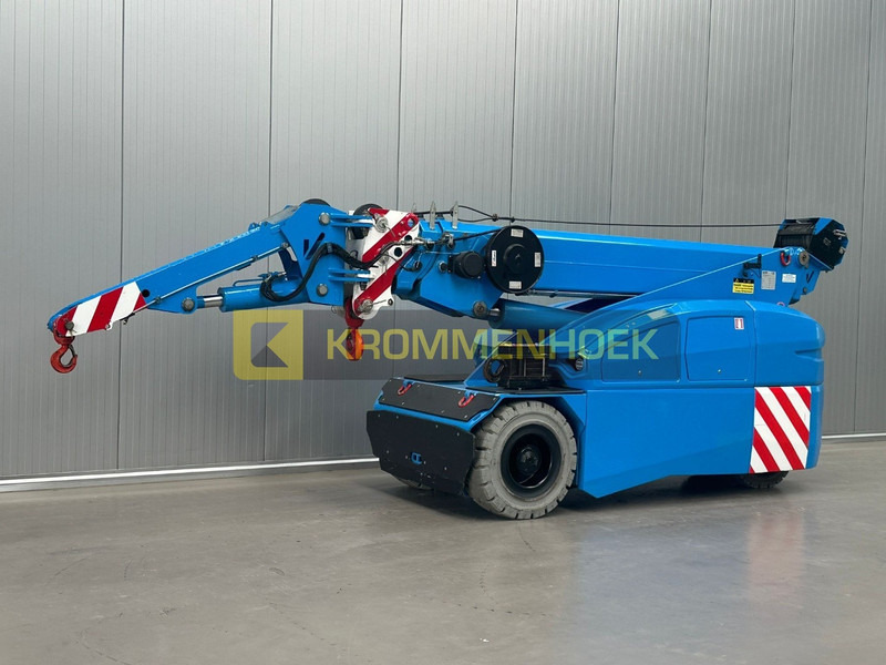 Valla 110 R - Mini grue: photos 2 Valla 110 R - Mini grue: photos 2