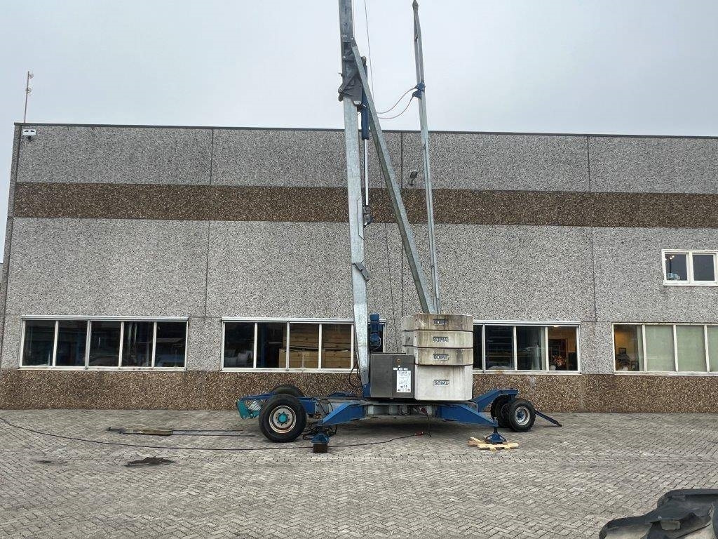 Soima Construction crane SOIMA SGH 19x28 - 28 mete - Grue à tour: photos 4 Soima Construction crane SOIMA SGH 19x28 - 28 mete - Grue à tour: photos 4