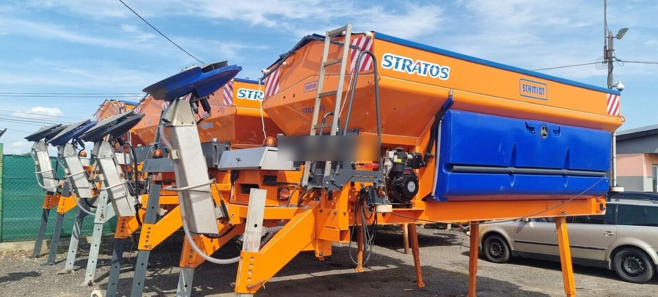 Schmidt odnowiona 2025 - Epandeur de sable pour Véhicule de voirie/ Spécial: photos 1 Schmidt odnowiona 2025 - Epandeur de sable pour Véhicule de voirie/ Spécial: photos 1