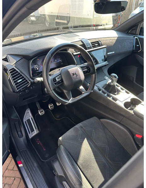 DS Ds 7 Crossback DS PERFORMANCE LINE, 71DKM, ALCANTARA, VIRTUAL COCKPIT, LMV - SUV: photos 4 DS Ds 7 Crossback DS PERFORMANCE LINE, 71DKM, ALCANTARA, VIRTUAL COCKPIT, LMV - SUV: photos 4