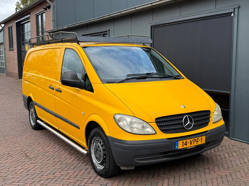 Mercedes-Benz Vito 111 CDI Lang Imperial Achterklep 3 zits 2 Sleutels NAP - Fourgonnette: photos 1 Mercedes-Benz Vito 111 CDI Lang Imperial Achterklep 3 zits 2 Sleutels NAP - Fourgonnette: photos 1
