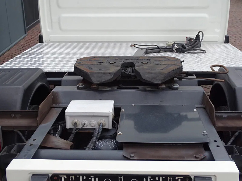 Iveco Daily 35.210 PK BE TREKKER 10.4t AIRCO CC - Tracteur routier: photos 3 Iveco Daily 35.210 PK BE TREKKER 10.4t AIRCO CC - Tracteur routier: photos 3