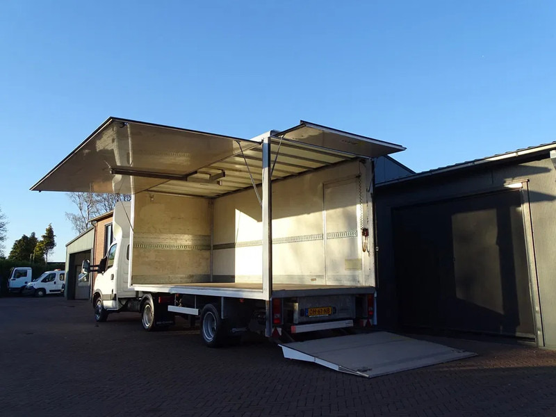 Iveco Daily 35C17 Podium oplegger 3800 KG LAADVERMOGEN LAADKLEP 1500 KG - Tracteur routier: photos 3 Iveco Daily 35C17 Podium oplegger 3800 KG LAADVERMOGEN LAADKLEP 1500 KG - Tracteur routier: photos 3