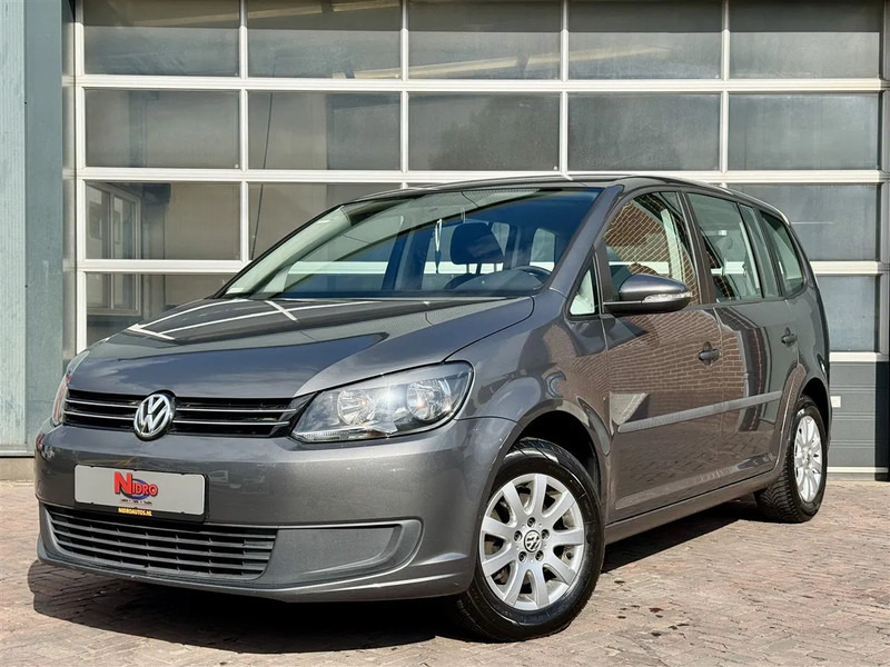 Volkswagen Touran 1.2 TSI 105pk 7 Pers LMV export - Voiture: photos 2 Volkswagen Touran 1.2 TSI 105pk 7 Pers LMV export - Voiture: photos 2