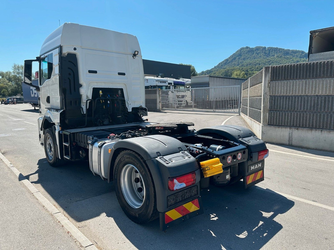 MAN TGS 18.510 4X2 BLS Intarder Kipphydraulik - Tracteur routier: photos 3 MAN TGS 18.510 4X2 BLS Intarder Kipphydraulik - Tracteur routier: photos 3