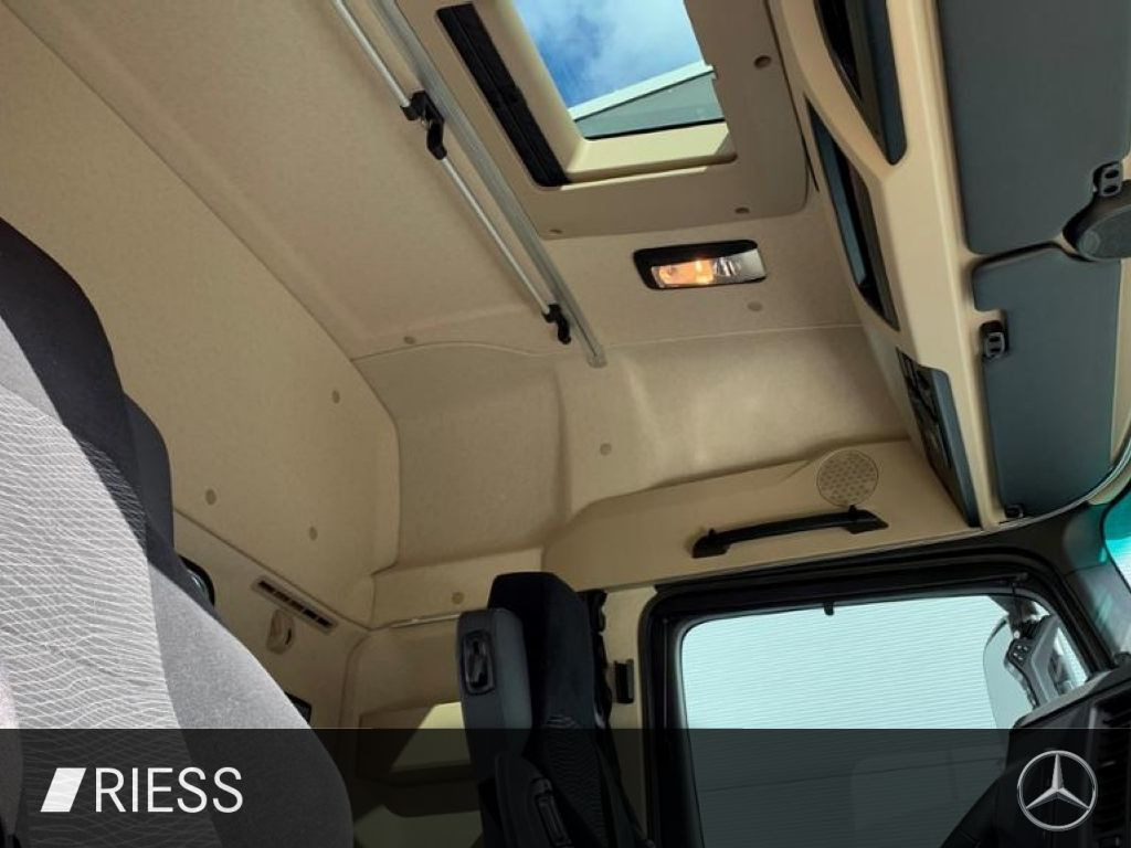 Camion neuf Mercedes-Benz 2551 L Abrollkipper mit HAD, gelenkter liftbarer: photos 8
