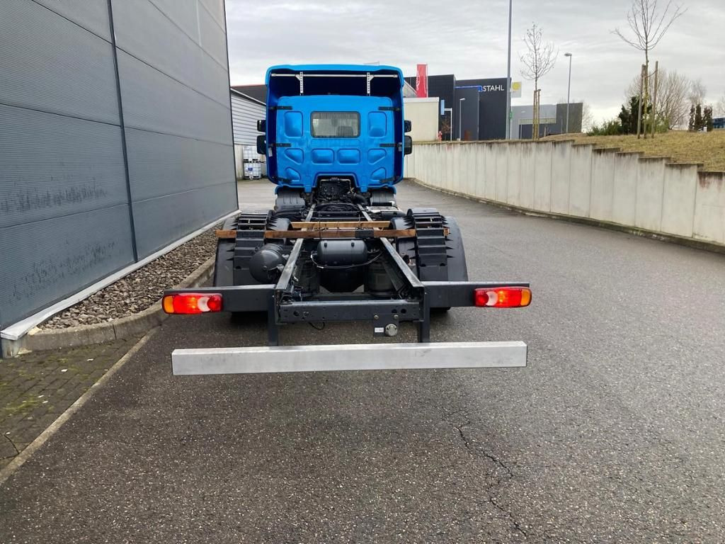 DAF LF 210 FA Standheizung / 5.00m Rd / 7.490kg DAF LF 210 FA Standheizung / 5.00m Rd / 7.490kg - Châssis cabine: photos 5 DAF LF 210 FA Standheizung / 5.00m Rd / 7.490kg DAF LF 210 FA Standheizung / 5.00m Rd / 7.490kg - Châssis cabine: photos 5