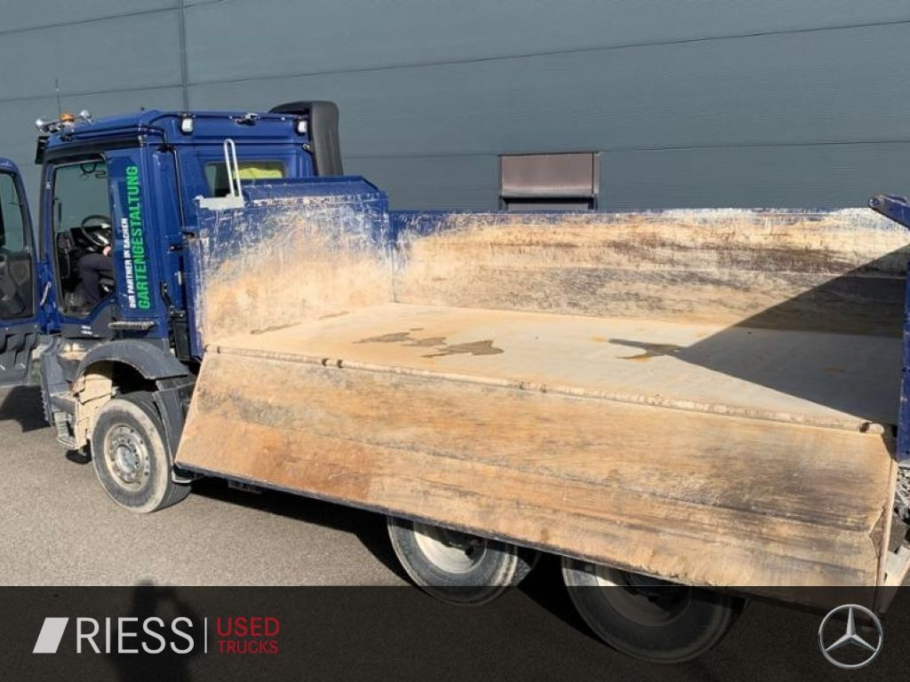 Mercedes-Benz Arocs AHK AUT Kam. KlimaA LM Massage Navi - Camion benne: photos 4 Mercedes-Benz Arocs AHK AUT Kam. KlimaA LM Massage Navi - Camion benne: photos 4