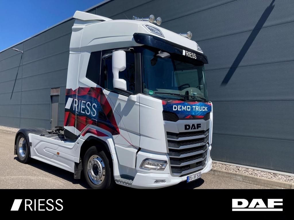 DAF XF 530 FT Alcoa Hydraulik LED Intarder ADR AT - Tracteur routier: photos 1 DAF XF 530 FT Alcoa Hydraulik LED Intarder ADR AT - Tracteur routier: photos 1