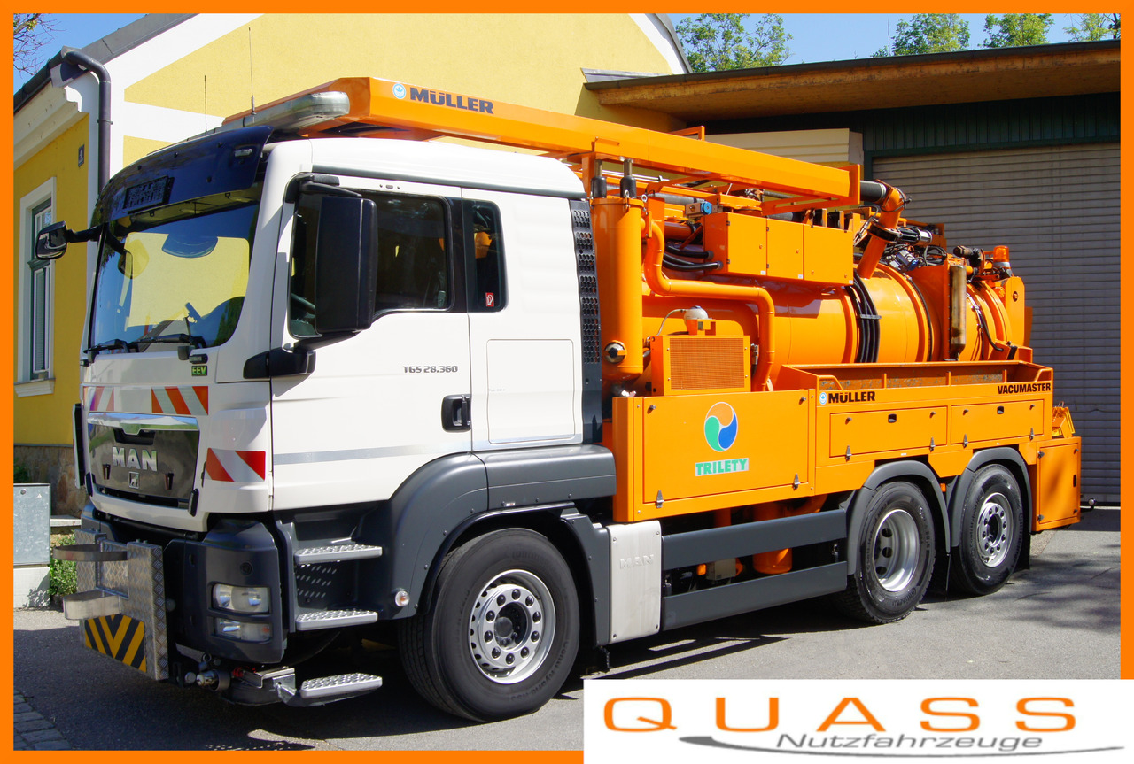 MAN TGS 28.360 BL 6x2-4/MÜLLER-KOMBI + Funk/TÜV/Euro5 - Camion hydrocureur: photos 1 MAN TGS 28.360 BL 6x2-4/MÜLLER-KOMBI + Funk/TÜV/Euro5 - Camion hydrocureur: photos 1