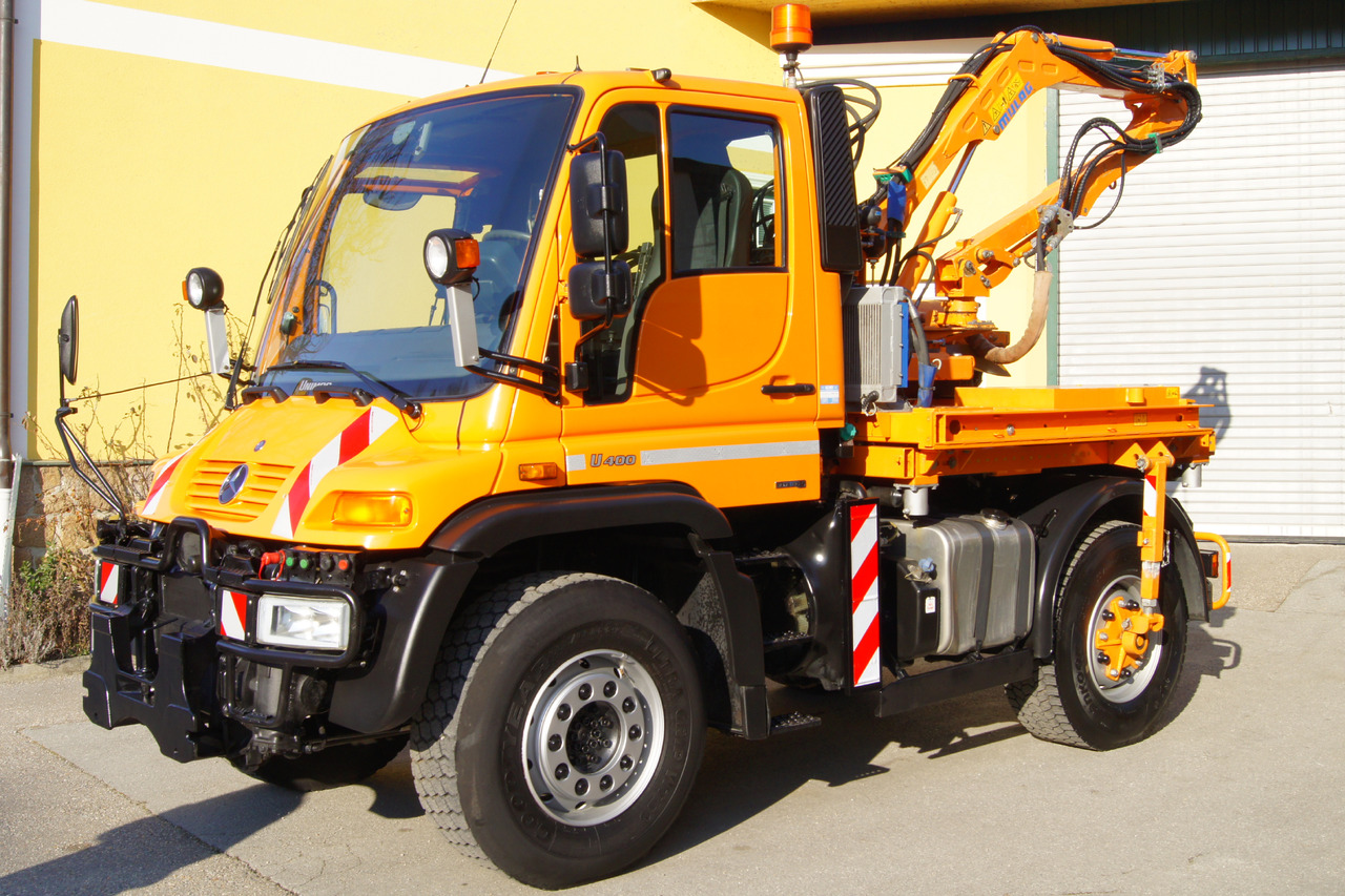 UNIMOG Unimog U 400/Hydrostat/Mähtür +MULAG MHU 800 - Camion benne: photos 2 UNIMOG Unimog U 400/Hydrostat/Mähtür +MULAG MHU 800 - Camion benne: photos 2