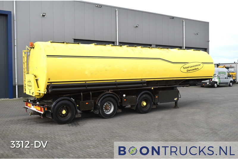 WELGRO 97 WSL 43 32 SILO | 53 M3 * 10 COMP * 2x STEERING * LIFT AXLE * NL TRAILER * APK 04-2025 - Semi-remorque citerne: photos 1 WELGRO 97 WSL 43 32 SILO | 53 M3 * 10 COMP * 2x STEERING * LIFT AXLE * NL TRAILER * APK 04-2025 - Semi-remorque citerne: photos 1