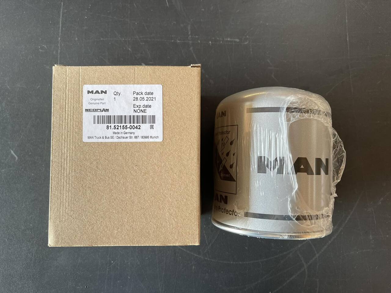 MAN AIR DRYER CARTRIDGE WITH OIL TRAP 81.52155-0042 - Chauffage/ Ventilation pour Camion: photos 1 MAN AIR DRYER CARTRIDGE WITH OIL TRAP 81.52155-0042 - Chauffage/ Ventilation pour Camion: photos 1