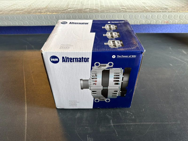 Alternateur pour Camion SCANIA ALTERNATOR - 20220N: photos 1