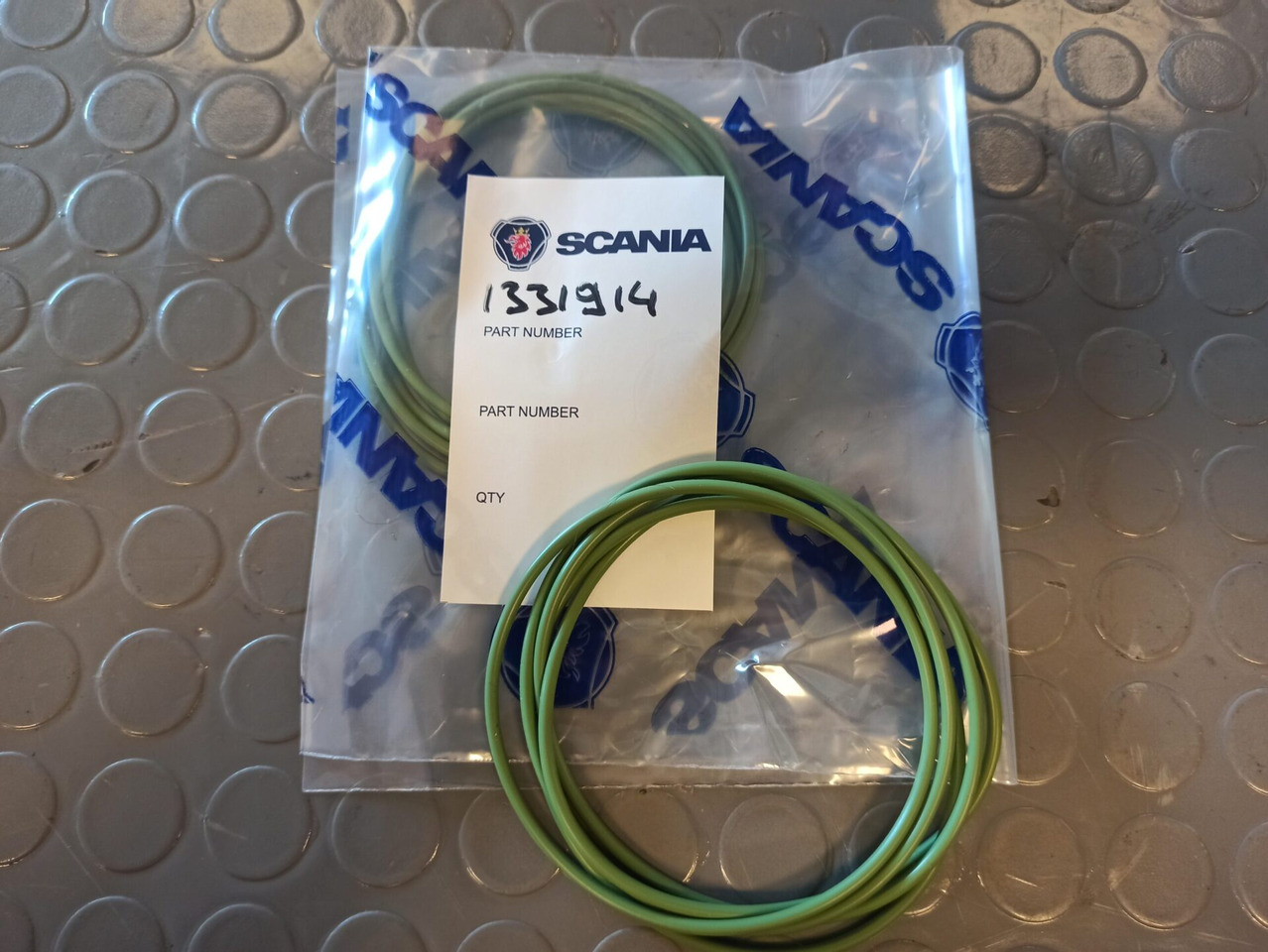 SCANIA O-RING 1331914 - Boîte de vitesse et pièces pour Camion: photos 1 SCANIA O-RING 1331914 - Boîte de vitesse et pièces pour Camion: photos 1