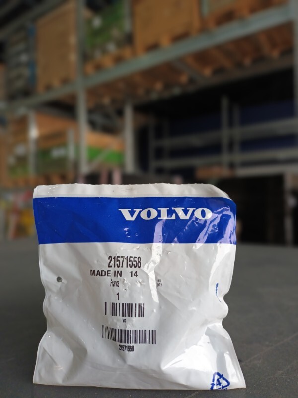 VOLVO CAP 21571558 - Lumière/ Éclairage pour Camion: photos 2 VOLVO CAP 21571558 - Lumière/ Éclairage pour Camion: photos 2