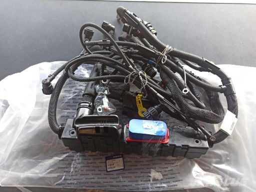 VOLVO ENGINE WIRE HARNESS - 22018636 - Câble/ Fil pour Camion: photos 1 VOLVO ENGINE WIRE HARNESS - 22018636 - Câble/ Fil pour Camion: photos 1