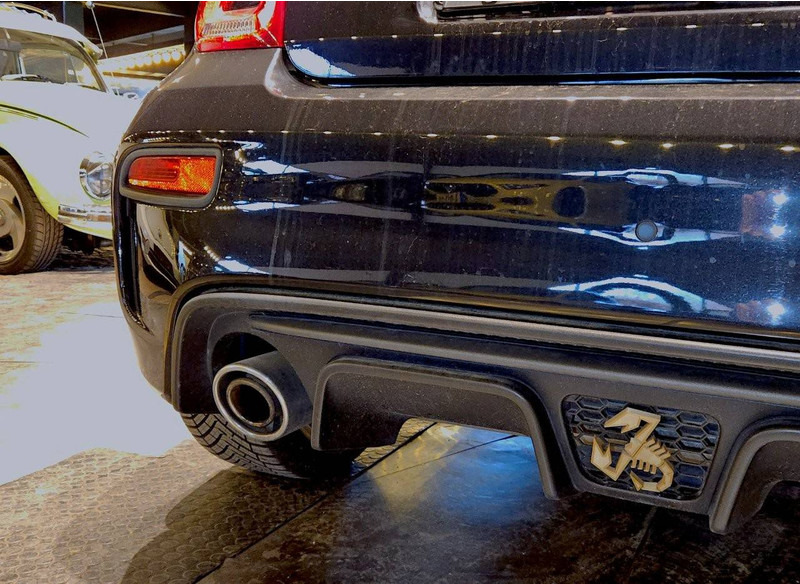 Berline Abarth 595 Scorpioneoro: photos 19
