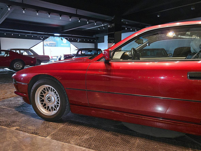 BMW 850iA - Berline: photos 4 BMW 850iA - Berline: photos 4