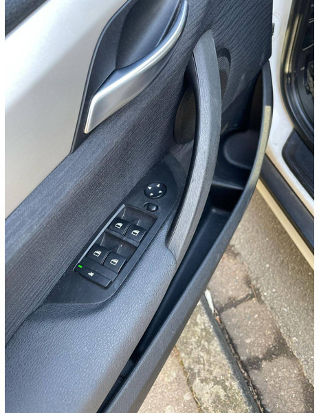 Voiture BMW X1: photos 9