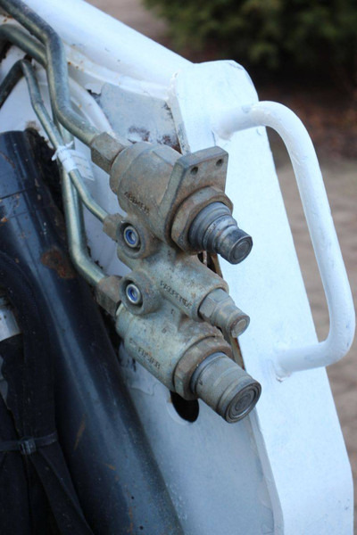 Chargeuse sur pneus Bobcat S450: photos 10