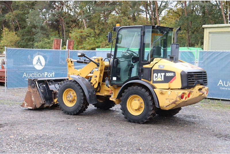 Caterpillar 906H2 - Chargeuse sur pneus: photos 3 Caterpillar 906H2 - Chargeuse sur pneus: photos 3