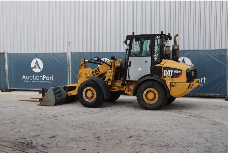 Caterpillar 906H2 - Chargeuse sur pneus: photos 3 Caterpillar 906H2 - Chargeuse sur pneus: photos 3