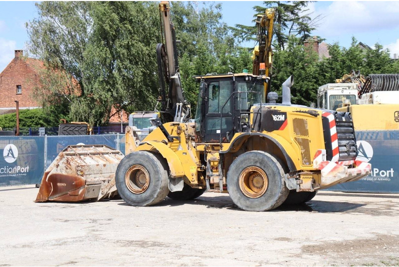 Caterpillar 962M - Chargeuse sur pneus: photos 3 Caterpillar 962M - Chargeuse sur pneus: photos 3