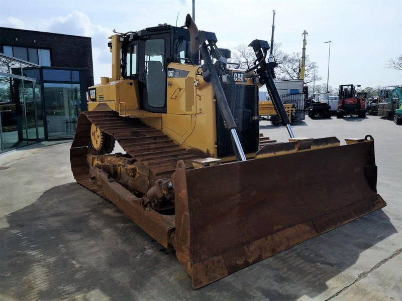 Caterpillar D6T LGP - Bulldozer: photos 4 Caterpillar D6T LGP - Bulldozer: photos 4