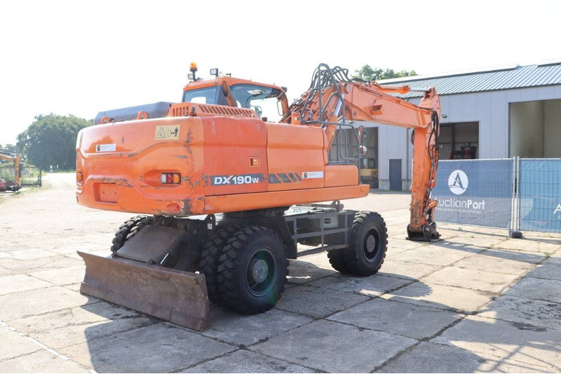 Pelle sur pneus Doosan DX190W-3: photos 6