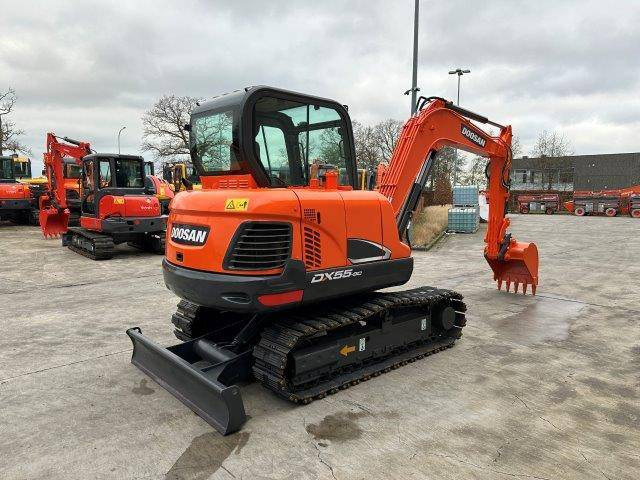 Doosan DX55-9C - Pelle sur chenille: photos 4 Doosan DX55-9C - Pelle sur chenille: photos 4