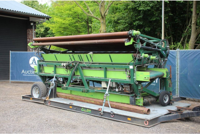 Fendt Machine for artificial grass rolls - Matériel de récolte: photos 3 Fendt Machine for artificial grass rolls - Matériel de récolte: photos 3