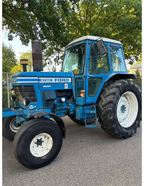 Ford 6700 - Tracteur agricole: photos 2 Ford 6700 - Tracteur agricole: photos 2