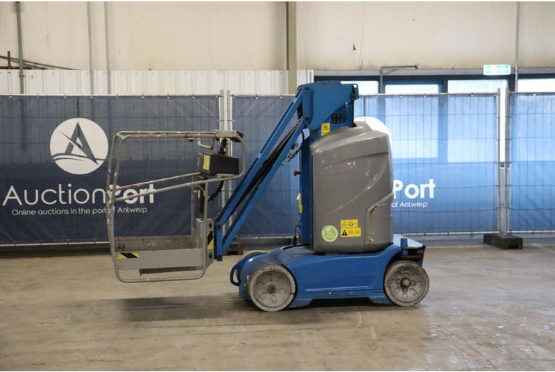 Genie GR26J - Nacelle: photos 1 Genie GR26J - Nacelle: photos 1