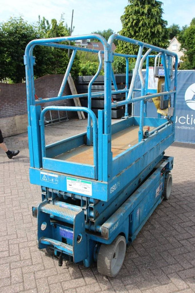 Genie GS-2032 - Nacelle ciseaux: photos 5 Genie GS-2032 - Nacelle ciseaux: photos 5