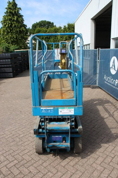 Genie GS-2032 - Nacelle ciseaux: photos 4 Genie GS-2032 - Nacelle ciseaux: photos 4