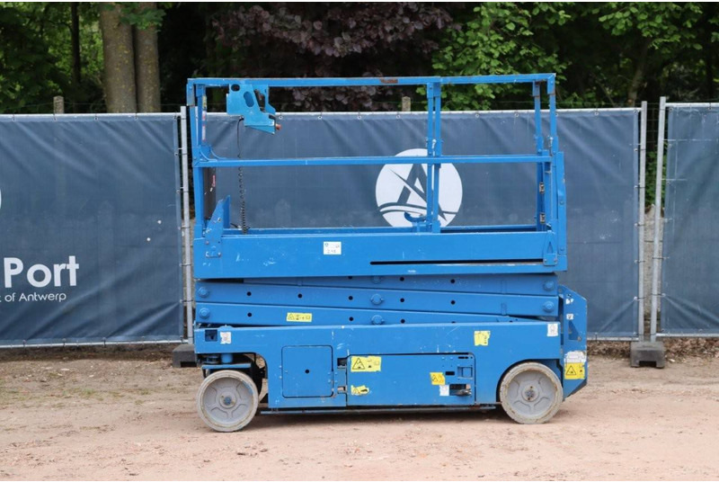 Genie GS-2032 - Nacelle ciseaux: photos 2 Genie GS-2032 - Nacelle ciseaux: photos 2