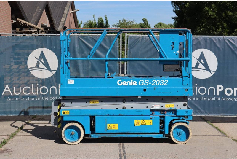 Genie GS-2032 - Nacelle ciseaux: photos 2 Genie GS-2032 - Nacelle ciseaux: photos 2