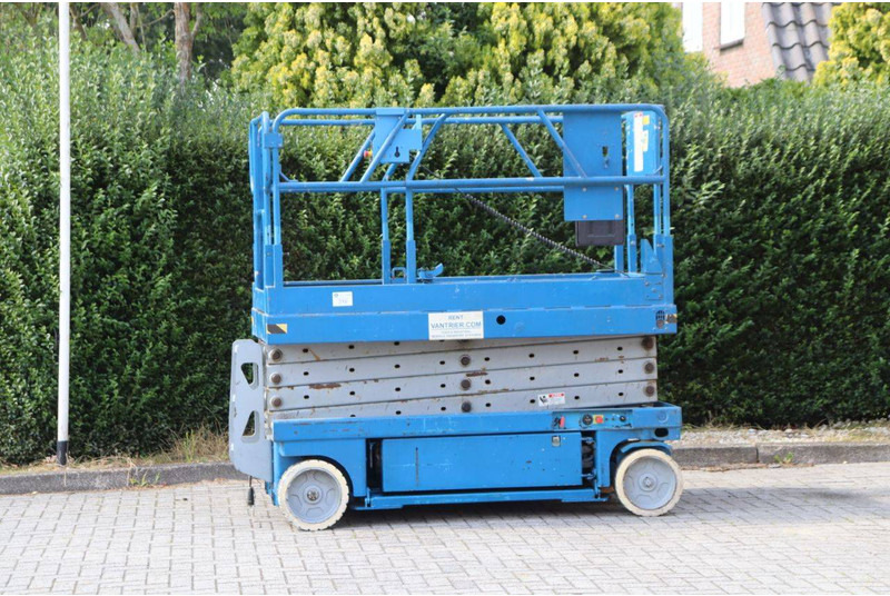 Genie GS-2646 - Nacelle ciseaux: photos 1 Genie GS-2646 - Nacelle ciseaux: photos 1
