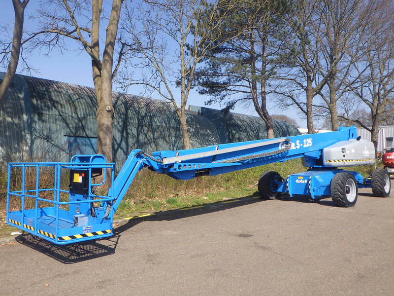 Genie S-125 - Nacelle télescopique: photos 2 Genie S-125 - Nacelle télescopique: photos 2