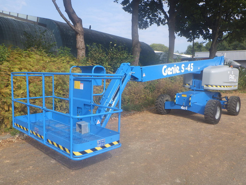 Genie S-45 - Nacelle télescopique: photos 3 Genie S-45 - Nacelle télescopique: photos 3