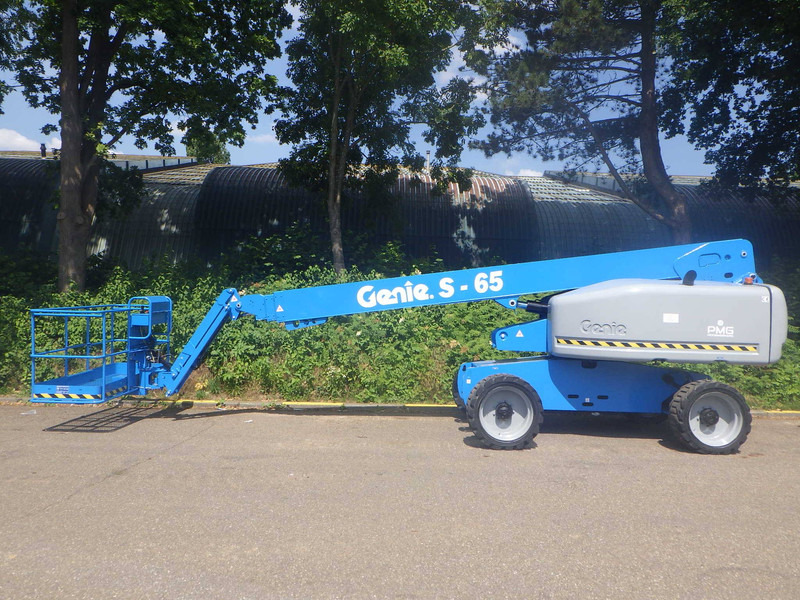 Genie S-65 - Nacelle télescopique: photos 1 Genie S-65 - Nacelle télescopique: photos 1