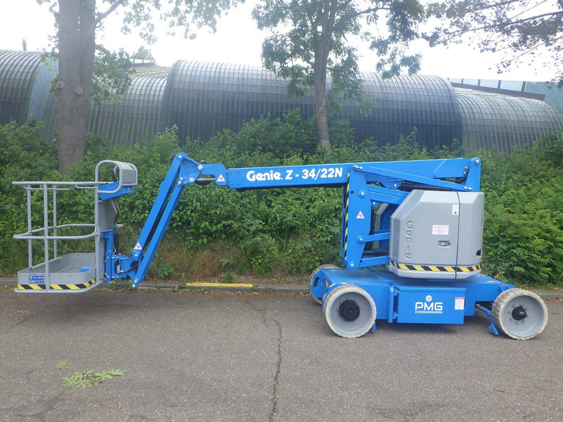 Genie Z-34/22N - Nacelle articulée: photos 1 Genie Z-34/22N - Nacelle articulée: photos 1
