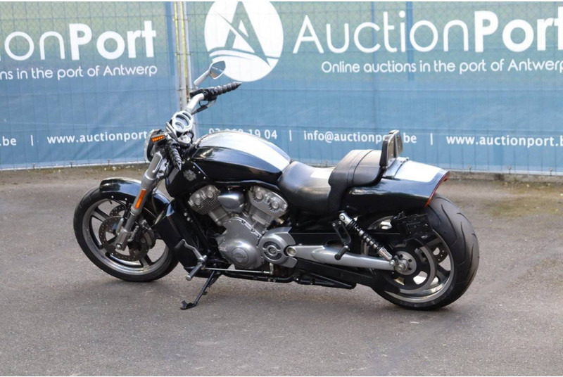Harley-Davidson V-ROD Muscle - Motocyclette: photos 3 Harley-Davidson V-ROD Muscle - Motocyclette: photos 3