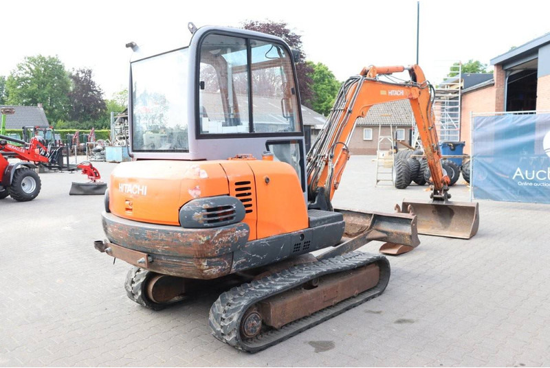 Hitachi ZX35 - Pelle sur chenille: photos 5 Hitachi ZX35 - Pelle sur chenille: photos 5