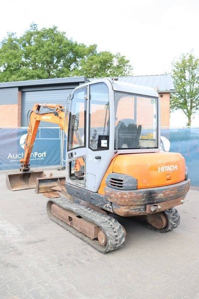 Hitachi ZX35 - Pelle sur chenille: photos 3 Hitachi ZX35 - Pelle sur chenille: photos 3