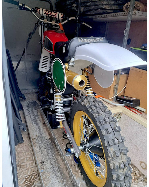 Husqvarna 250 (oldtimer) - Motocyclette: photos 2 Husqvarna 250 (oldtimer) - Motocyclette: photos 2